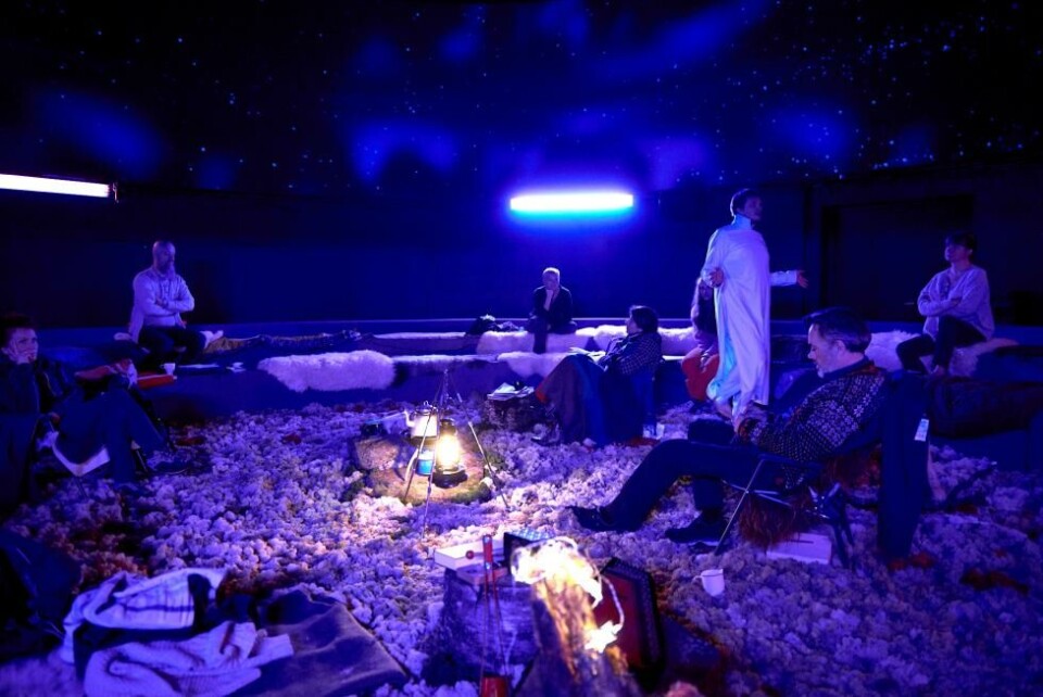 UFO-bygda, Torshovteatret. Foto: Øyvind Eide