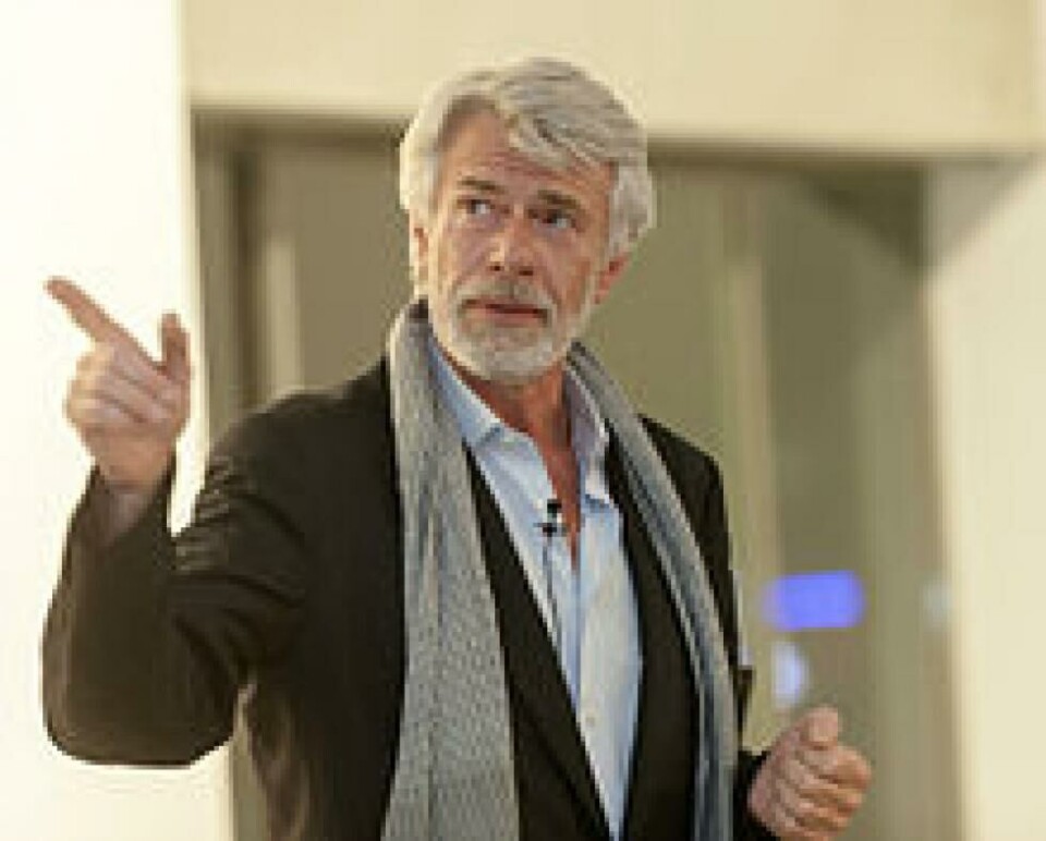 Chris Dercon går av
