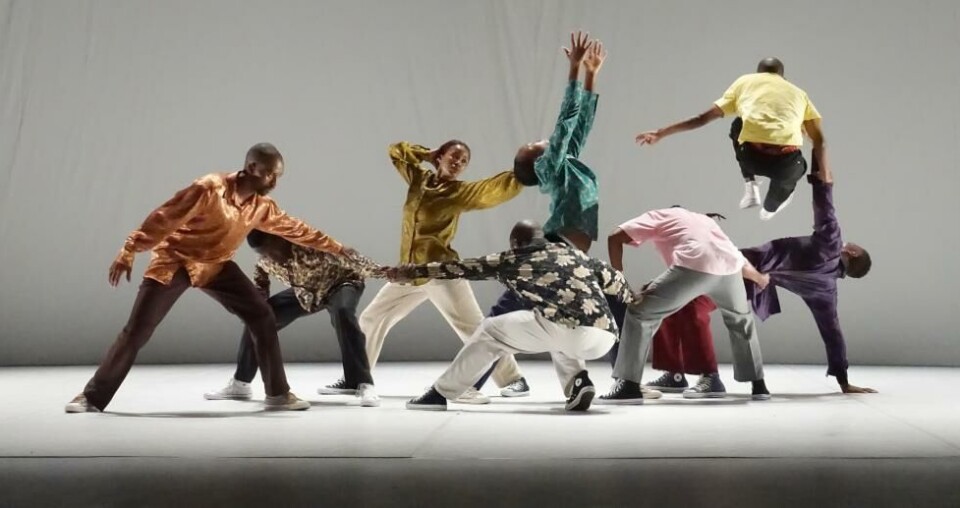 Via Kabana med sør-afrikanske kompani Katlehong. Dansens Hus 2019. Foto: Christian Ganet
