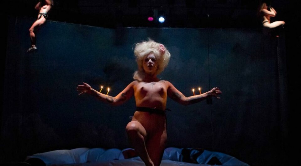 «Apollon», koreografi/konsept: Florentina Holzinger. Black Box teater 2019.
