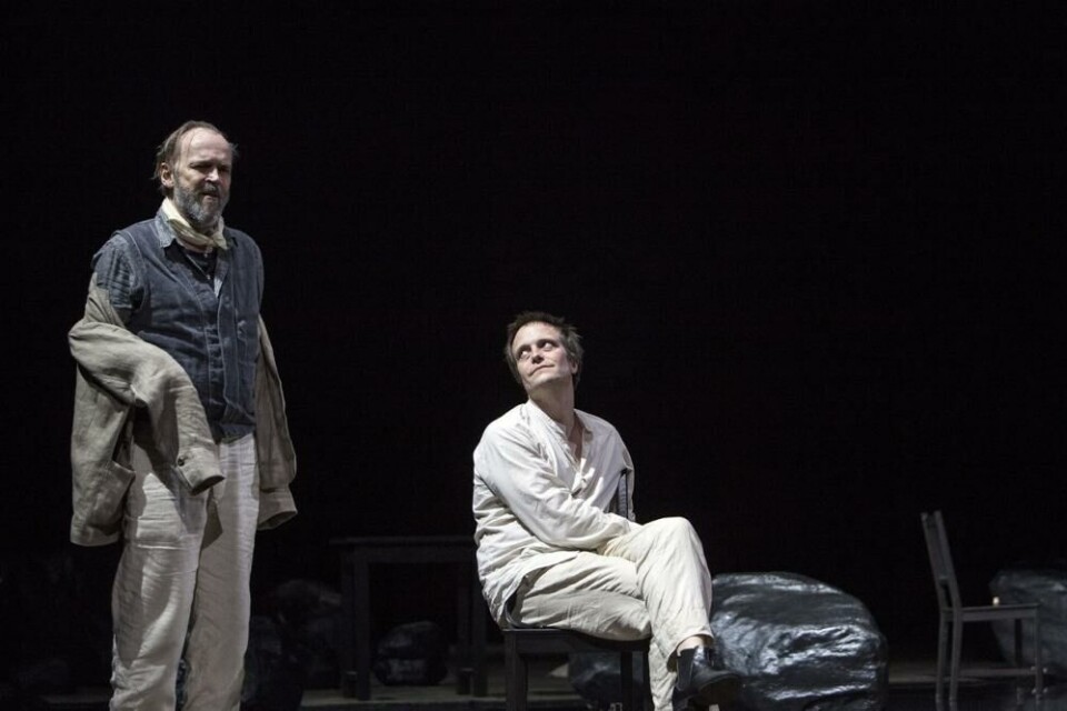 Sven-Eric Becktolf (James Tyrone) og August Diehl (Edmund Tyrone). Foto: Bernd Uhlig