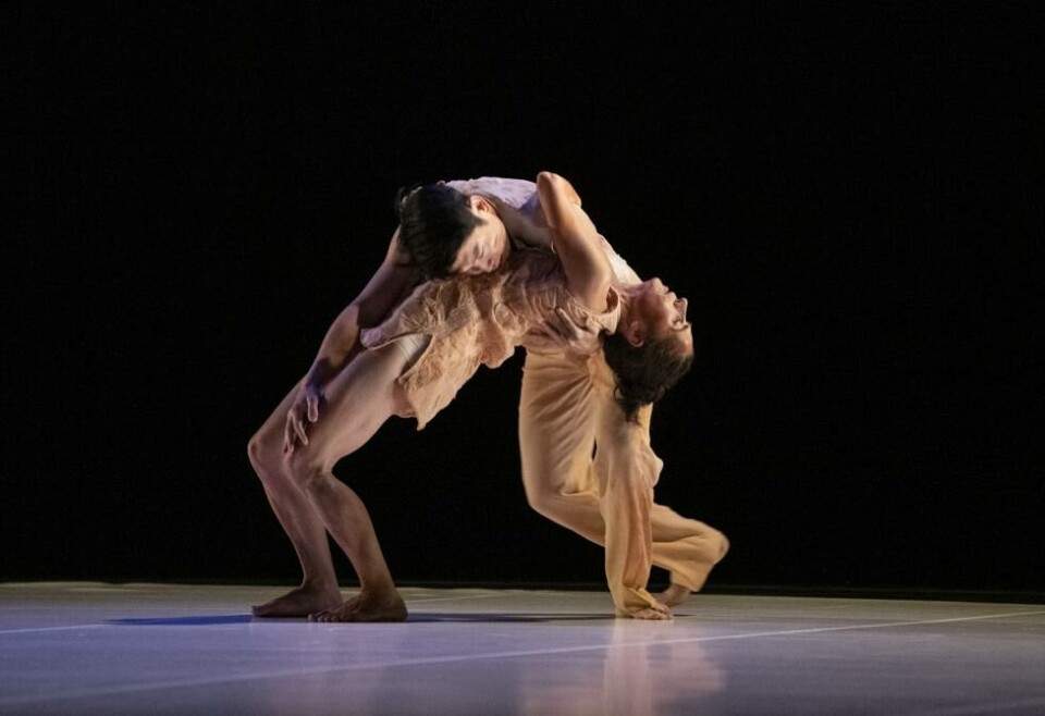 «Impromptus», koreografi: Sasha Waltz, inngår i helaftenen «Dialogues», med bidrag av koreografene Ohad Naharin, Crystal Pite, Mats Ek, Sasha Waltz, Emma Portner och Jiří Kylián. Den norske Opera & Ballett 2021. Foto: Erik Berg.