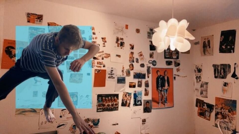 Erik Victor Johnsen i «Erik» av Silje Solheim Johnsen. Rommen scene 2021.