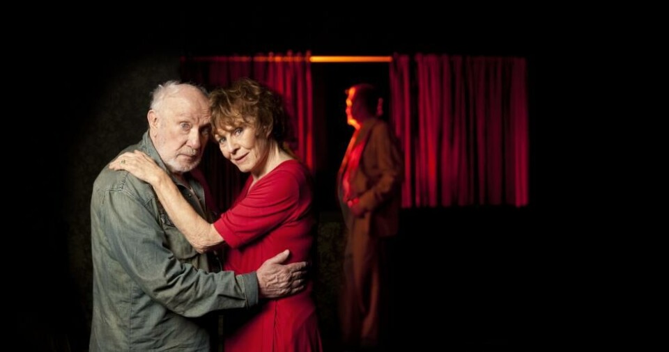 Espen Skjønberg og Kari Simonsen i «Fool for love», regi: Trine Wiggen. Nationaltheatret 2011. Foto: Sigurd Fandango