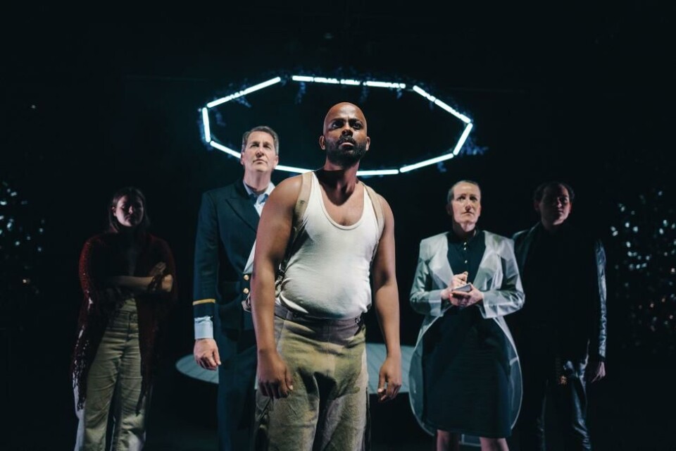 Henrik Rafaelsen. Khalid Mahamoud och Ulla Marie Broch i Woyzeck. Regi: Tabita Friis Kristensen. Kildenm 2023. Foto: Lars Gunnar Liestøl