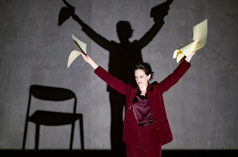 Ingvild Holthe Bygdnes som Stockmann i «En folkefiende». Regi: Therese Willstedt, OSLO NYE teater 2023. Foto: Lars Opstad