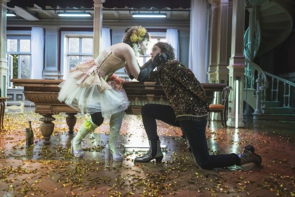 Reidun Melvær Berge (Constanze) og Torbjørn Eriksen (Mozart). Foto: Dag Jenssen