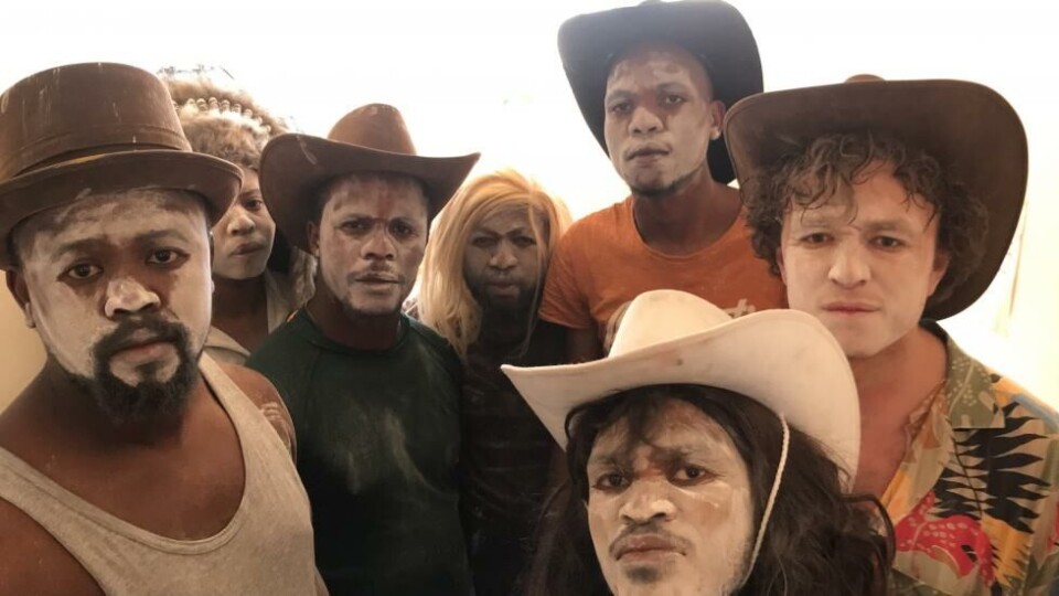 Ensemblet i «Dark Noon», regi: Tue Biering. Premiére på Teater Republique i København 10. mai 2019. Foto: Annette Max Hansen
