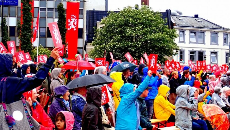 Omröstning i tinnget.