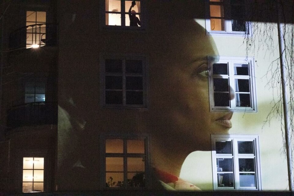 Selome Emnetu i «Fasade». Regi: Ingrid Liavaag og Ingri Enger Damon Foto: Ingrid Eggen