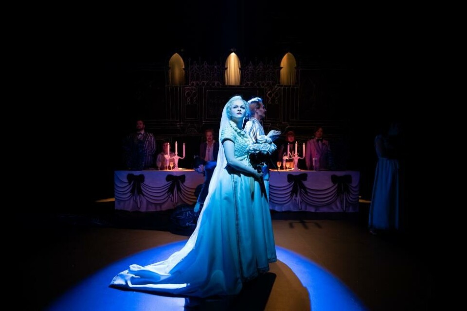 Monica Dybvad (Justine) i «Melancholia», regi: Maria Drangeid. DNS 2024. Foto: DNS