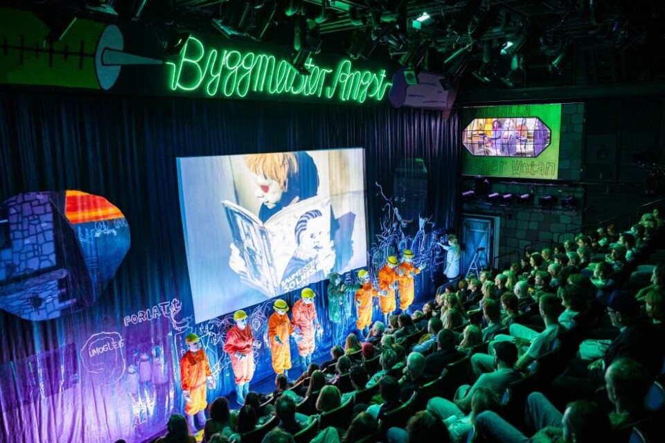 «Byggmeister Solness» av kompani Vinge/Müller, Det Norske Teatret 2023. Foto: Ole Herman Andersen