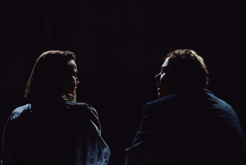 Lena Kristin Ellingsen (Hedda) og Nils Jørgen Kaalstad (Løvborg). Foto: Erika Hebbert
