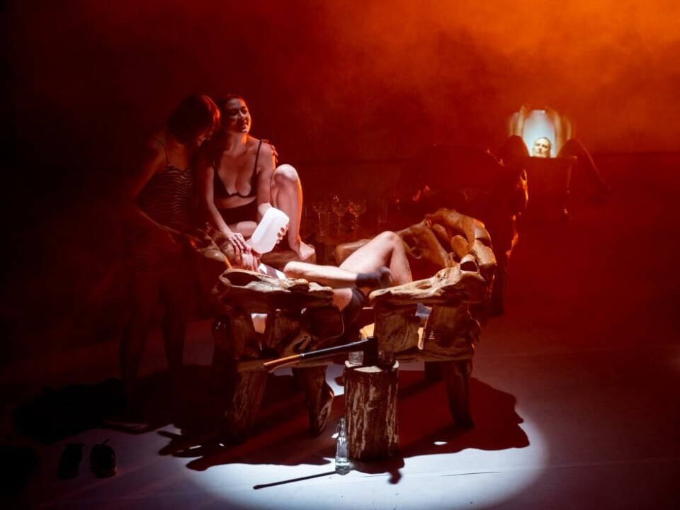 ‹‹Lille Eyolf›› av Hildur Kristinsdottirs och Eirik Willyson. Black Box teater 2019. Foto: Kristinn Gudlaugsson