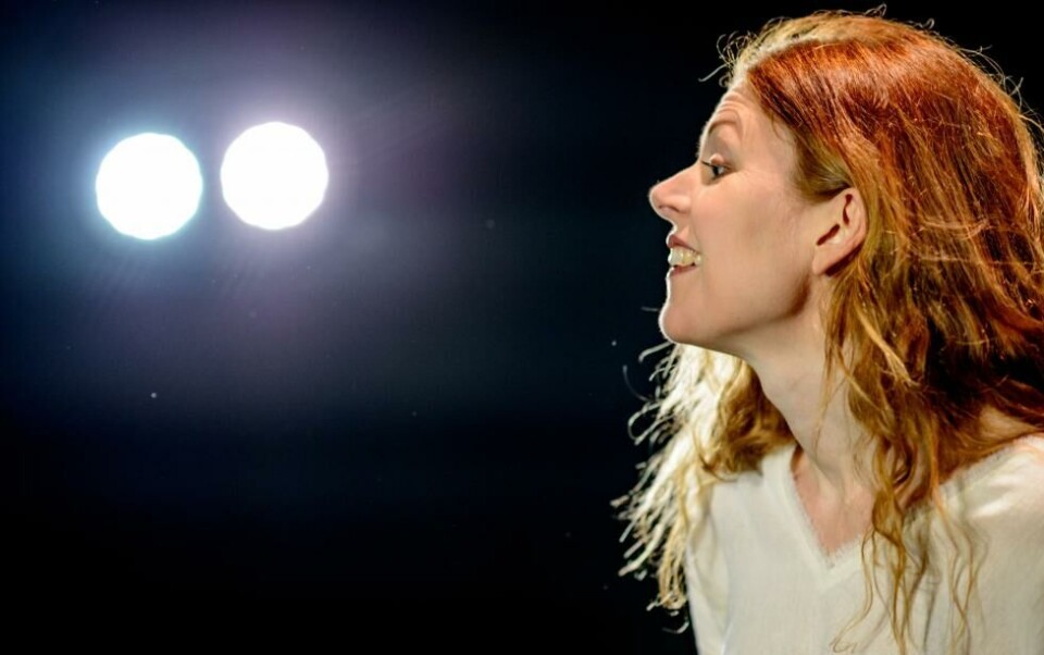 Stine Fevik i Girls & Boys, regi: Lena Endre. Oslo Nye Teater 2020. Foto: Oslo Nye