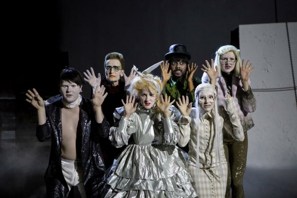Mysterier på Kilden Teater, première 3. septmber 2020. Regi: Ole Johan Skjelbred.