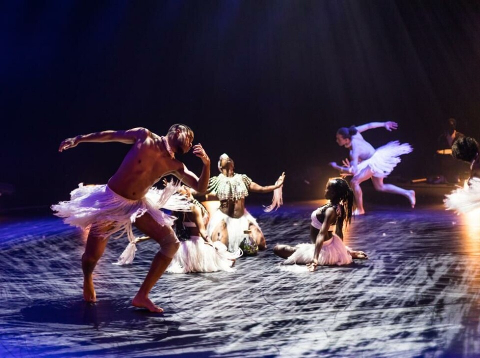 «Jazz ain’t Nothing but Soul», koreografi Thomas Talawa Prestø. Tabanka Digital, Dansens hus 2021. Foto: Tale Hendnes
