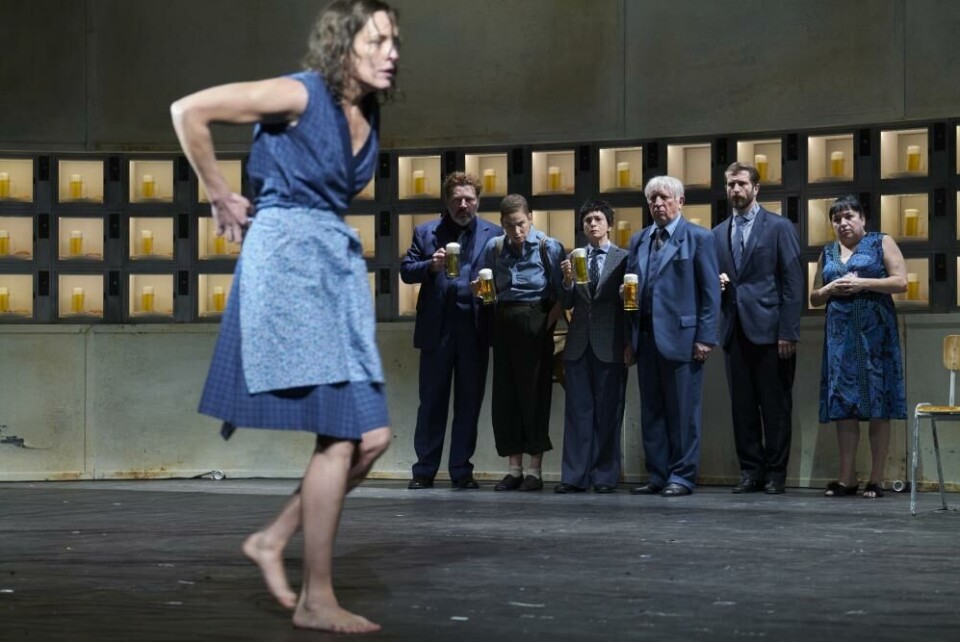 «Automatenbüffet» (Theatertreffen 2021). Regi: Barbara Frey. Foto: Mattias Horn
