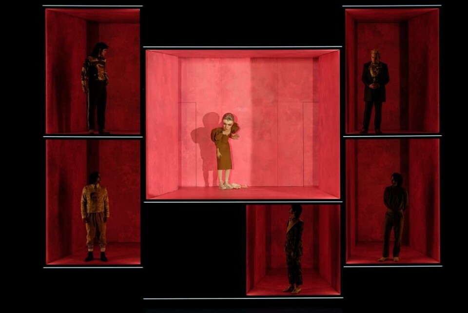 «Maria Stuart» (Theatertreffen 2021). Regi: Anne Lenk. Foto: Arno Declair.