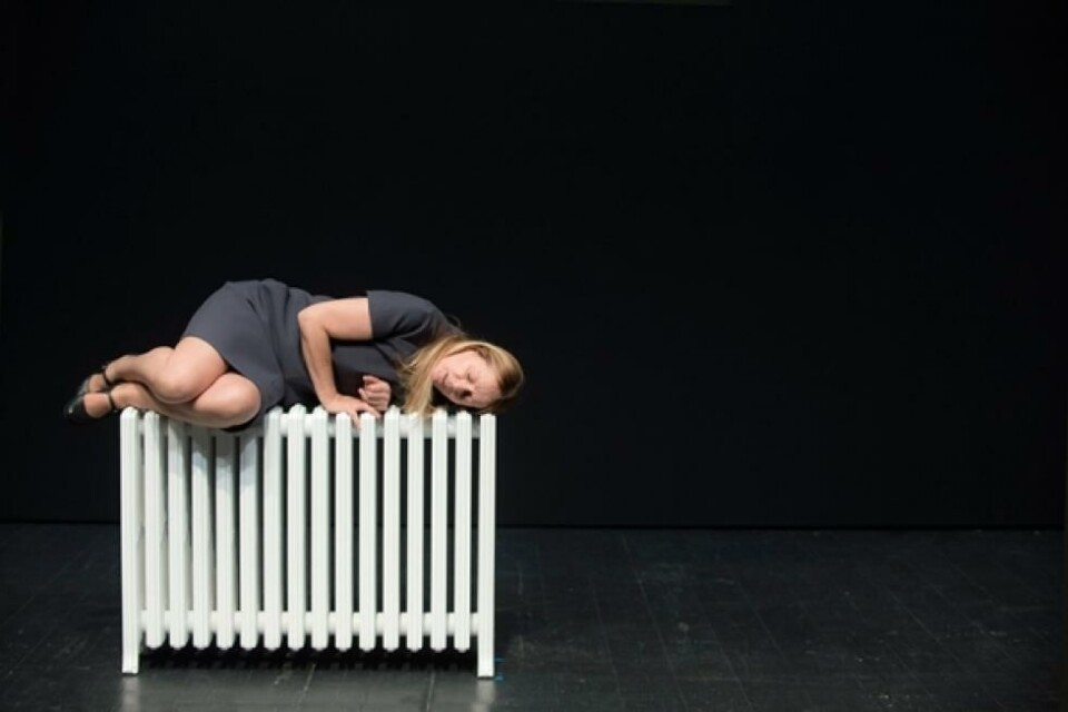 «Il cielo no è un fondale» / «The Sky is not a Backdrop» av Daria Deflorian och Antonio Tagliarini, Odéon – Théâtre de l’Europe, Festival d’Automne à Paris. Foto: Elizabeth Carecchio