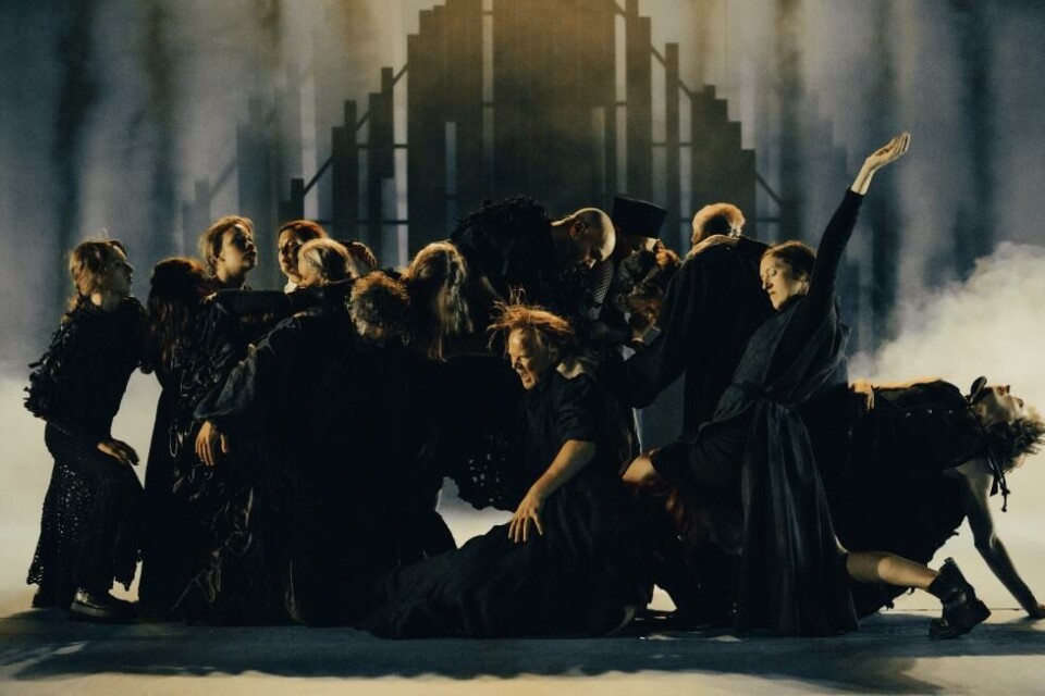 «Heksejakt» av Arthur Miller. Regi: Maren Bjørseth. Oslo Nye Teater 20021.
