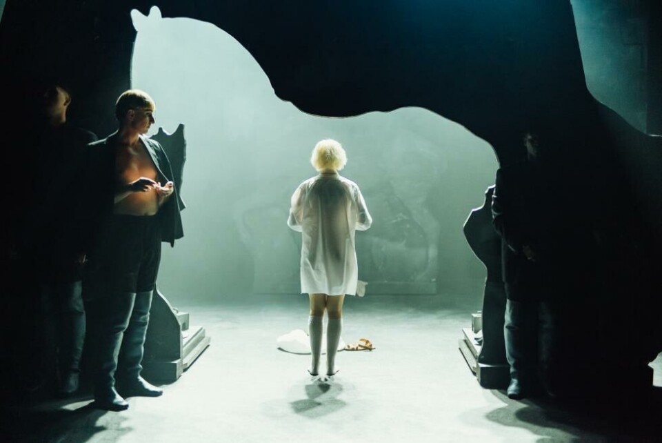 «Jeanne d’Arc», regi: Eline Arbo. Riksteatret 2022. Foto: Jonathan Vivaas Kise