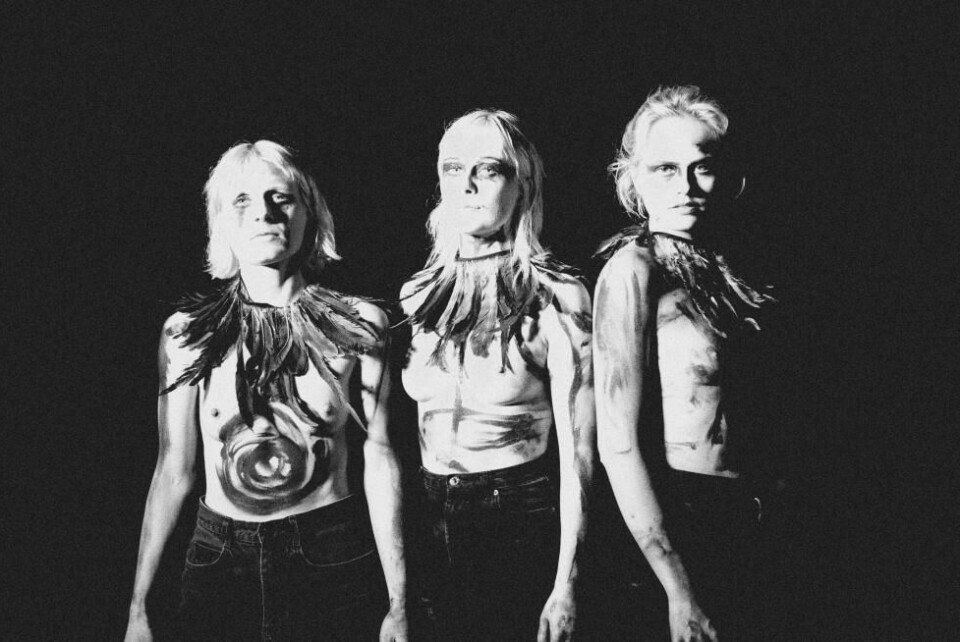 Promobilde for Witch Club Satan med Lost and Found Productions. Black Box teater 2022. Foto: Helge Brekke