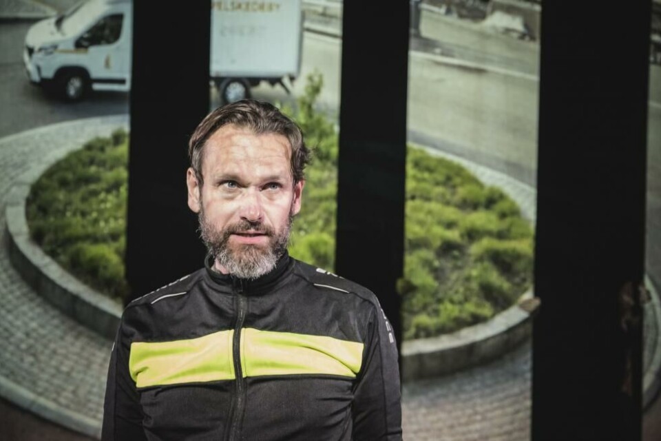 Gard Skagestad i I desse dagar, regi: Elisabeth Matheson. Det Norske Teatret 2022. Foto:
