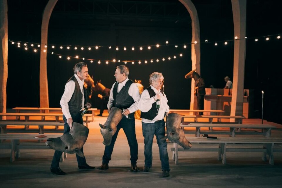 Lasse Kolsrud (Mercutio), Svein Tindberg (Romeo) og Espen Schaanning (Benvolio). Foto: Markus Skrede