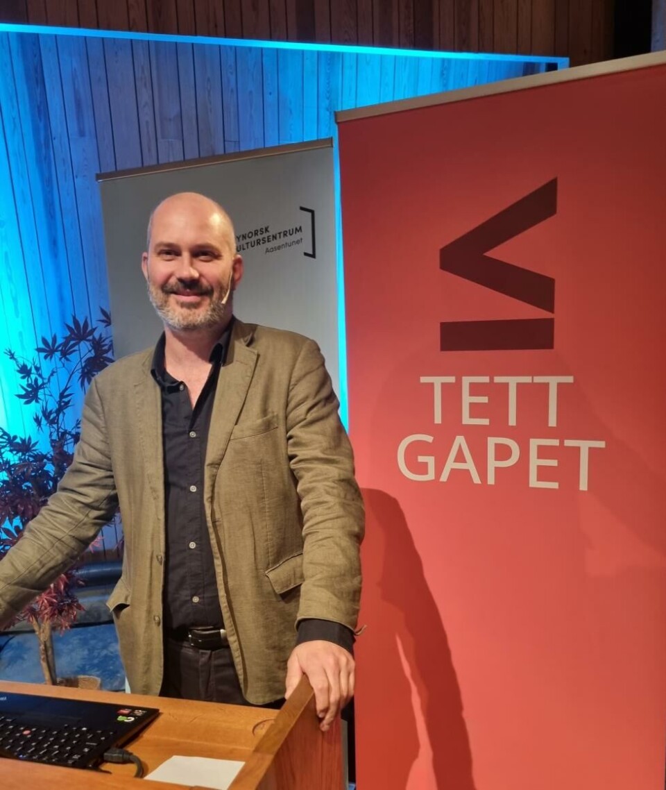 Fredag 9. juni, dagen etter vårt intervju, lanserte teatersjef Erik Ulfsby innsamlingsaksjonen Tett gapet på de nynorske Festspela. Foto: Hege Lothe