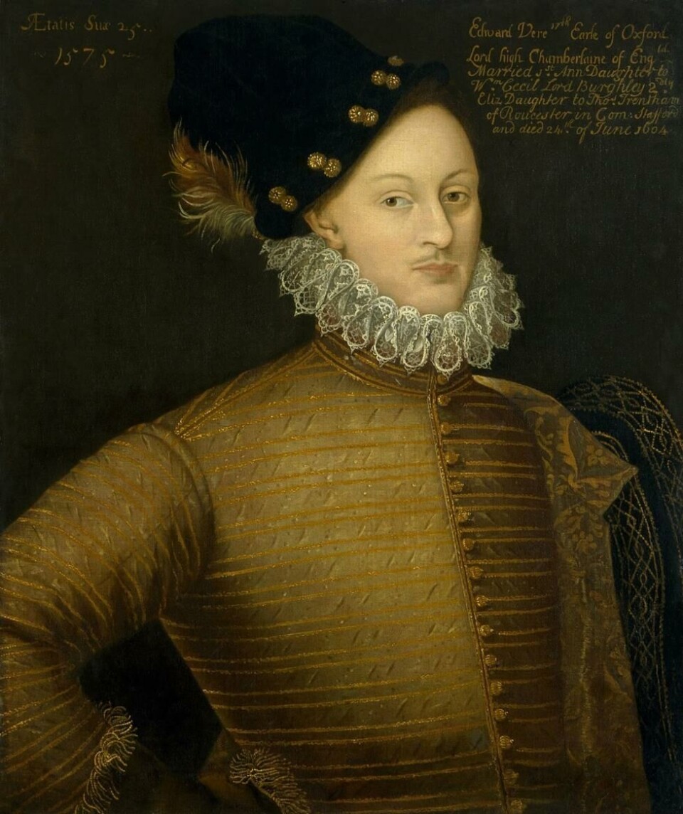 Edward de Vere, den syttende jarlen av Oxford, var hoffmann, poet og dramatiker. Var «Shakespeare» hans pseudonym?
