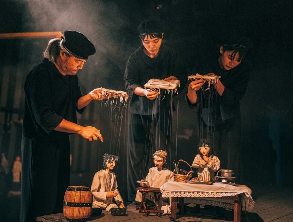 «Jegeren Gracchus», regi: Lars Øyno. Co-regi: Isshi Youki. Grusomhetens teater med The Marionette Troupe of Japan ISSHI-ZA. Foto: Magnus Skrede