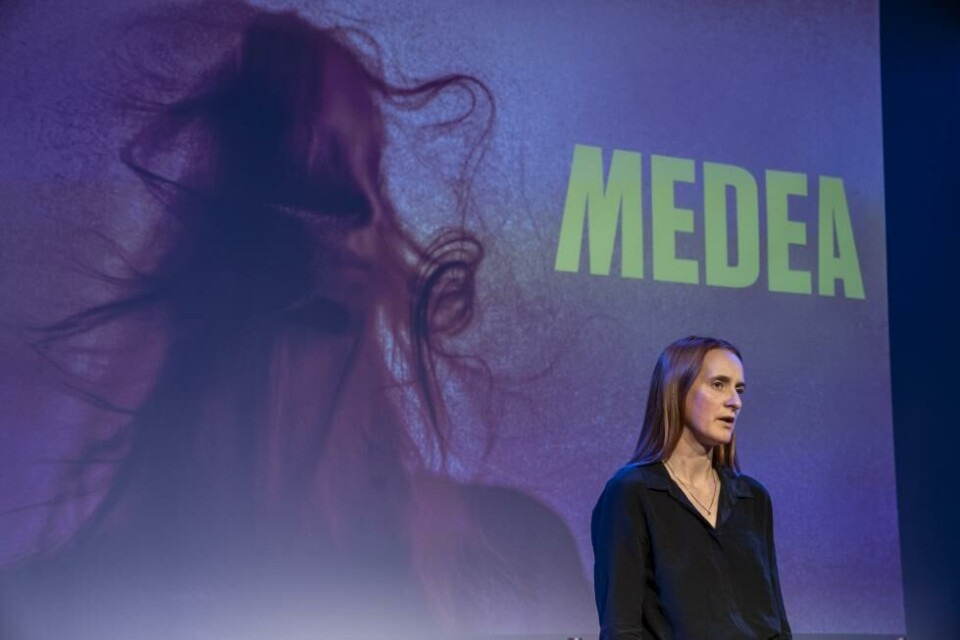 Sara Fellman, spiller tittelrollen Medea, i oppsetningen til finske Tatu Hämäläinen på Teatret Vårt, med premiere 10. februar 2024. Foto: Teatret Vårt