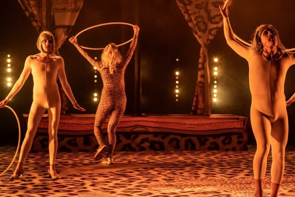 Ho (Eirik Willyson), Lo (Hildur Kristinsdottir), My (Magnus Myhr). Foto: Eilif Fjeld