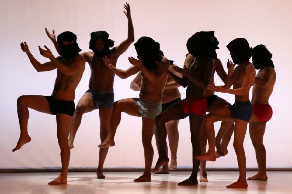 «Hmadcha», koreografi: Taoufiq Izeddiou. Dansens HUs 2024. Foto: Agnès Melon