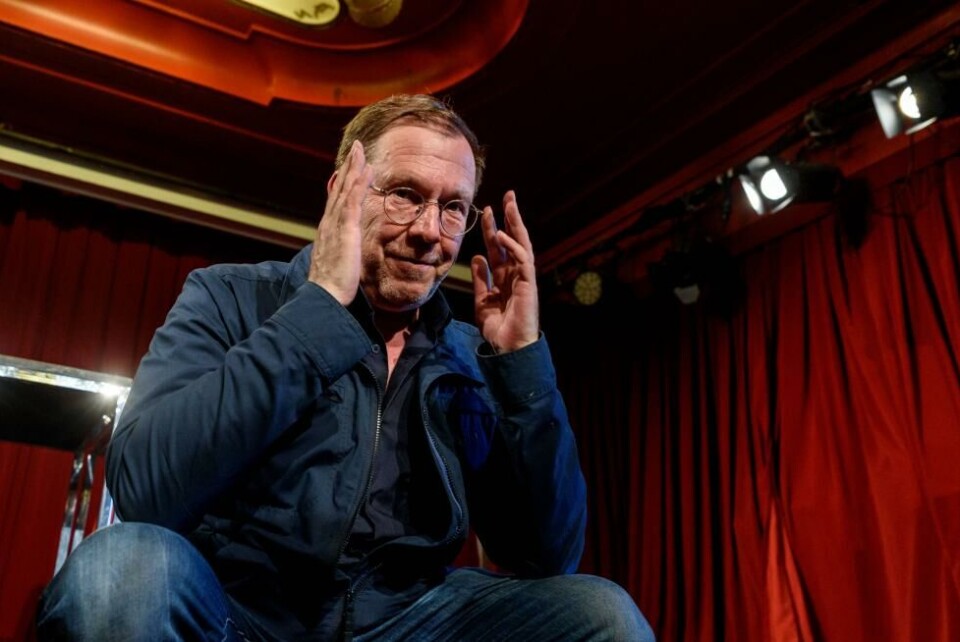 Dramatiker, regissør og teatersjef René Pollesch (1962-2024). Fotografert på pressekonferansen da han tiltrådte som teatersjef på Volksbühne i 2021. Foto: Snapshot-photography/F. Boilot/ NTB