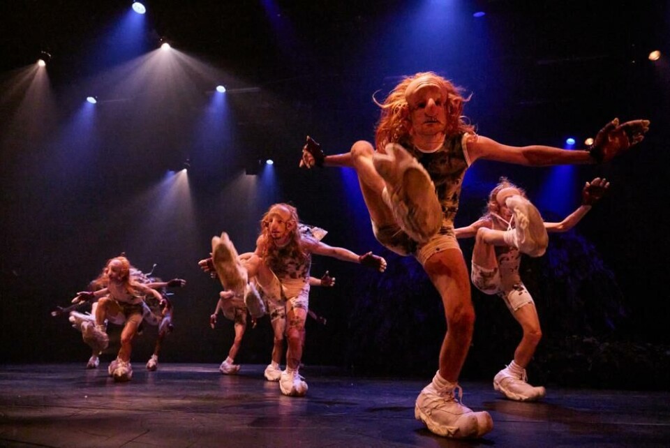 «Retro Katt», koreografi: Tori Wrånes, med Carte Blanche. Festspillene i Bergen/ Carte Blanche 2024. Foto: Øystein Haara / Carte Blanche