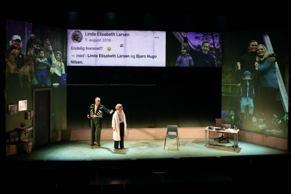 Kristian Fr. Figenschow og Trude Øines, i Full spredning. Hålogaland Teater 2024. Foto: Knut Åserud