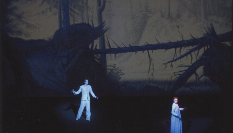 Henrik Rafaelsen og Kjersti Sandal i Peer Gynt, Det Norske Teatret / DNS 2005.